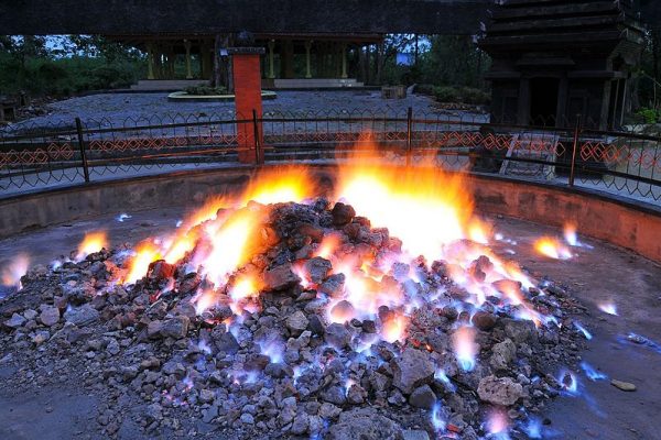 Ada api yang gak bisa padam di bojonegoro img