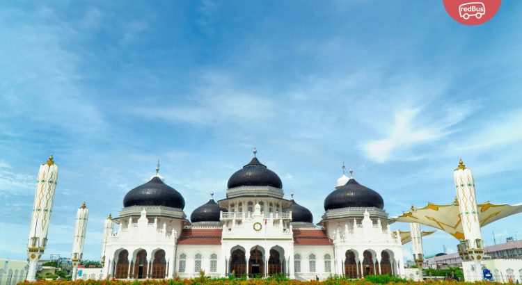 masjid di indonesia raya musim pada ini
